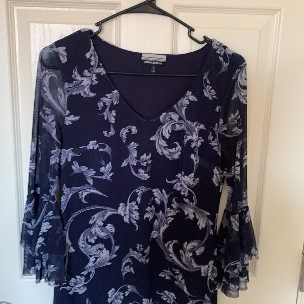 Dress - Picture 2 of 4